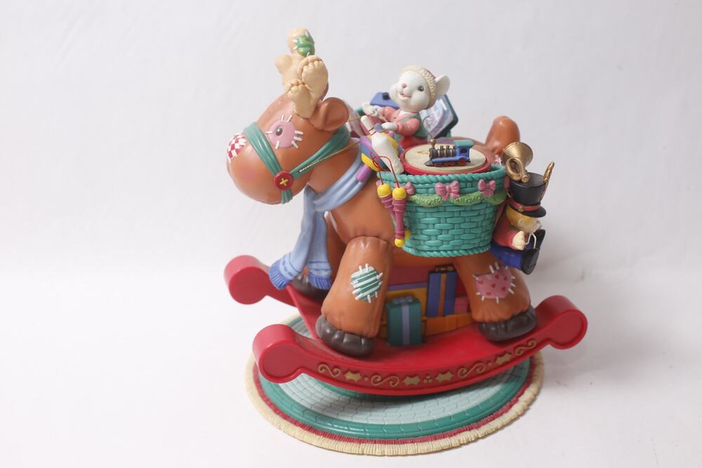1994 Enesco Lustre Fame Musical Christmas Rocking Horse ~ 260828-WH 1348